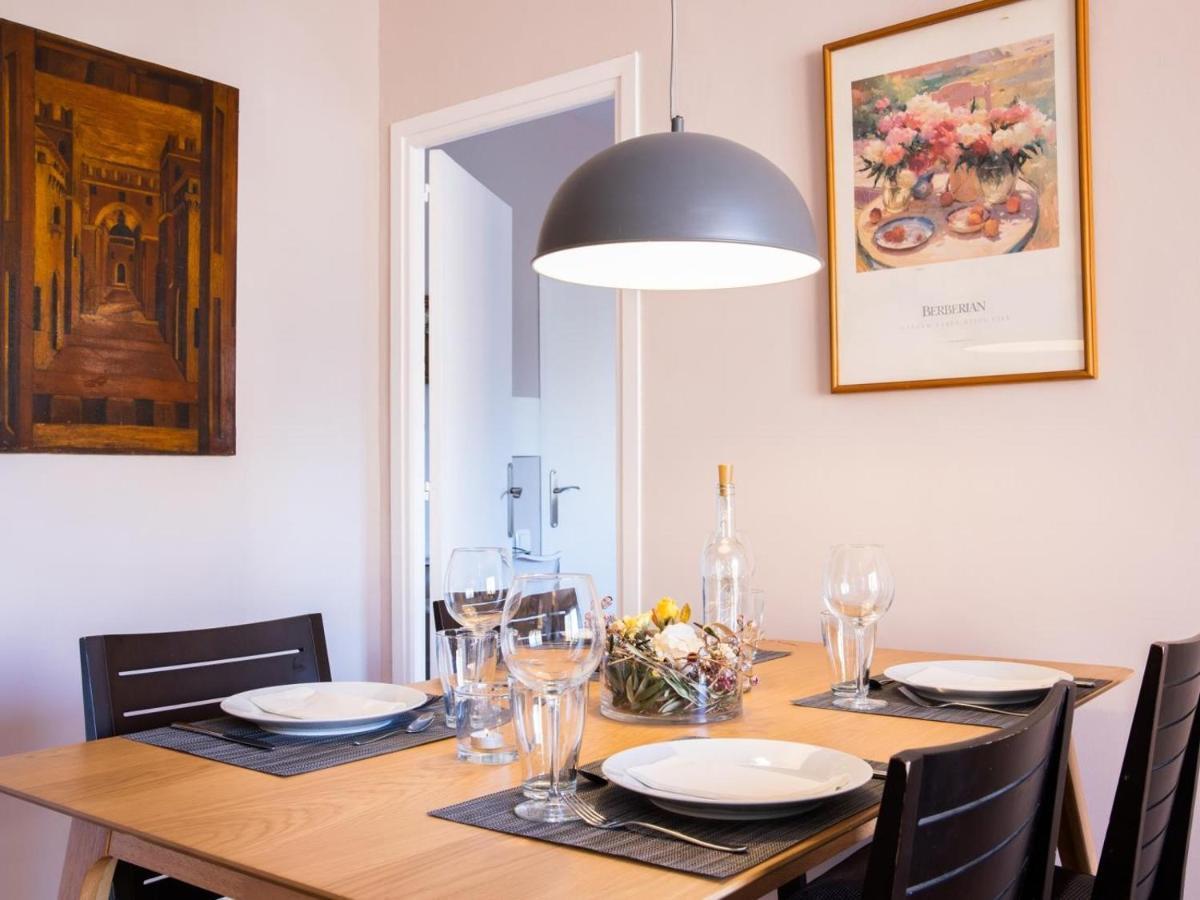 Appartement Clot Market